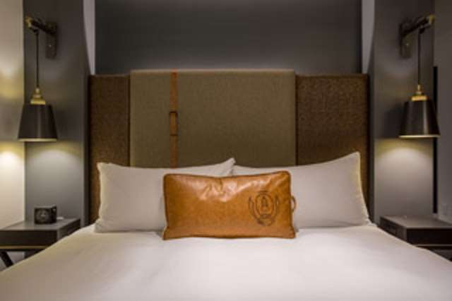 The George, By Valencia Hotel Collection College Station Szoba fotó